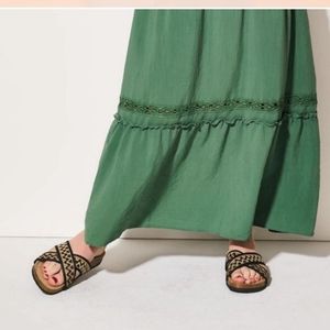 BOHO Comfort Criss Cross Sandals Size 9 NWT